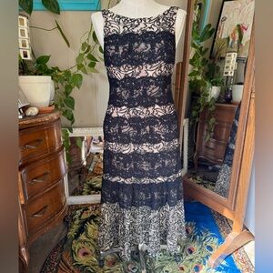 TRACY REESE Vintage Black Nude Lace Ruffle Midi Dress  Size 8